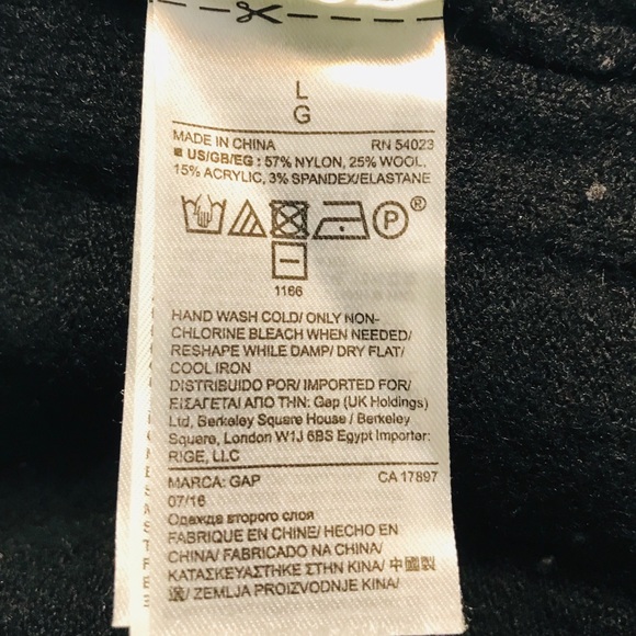 GAP Cardigan Sweater - Picture 7 of 7